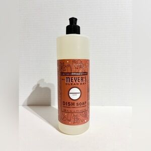 Mrs Meyers Clean Day Dish Soap Limited Edition Scent Gingerbread 16 fl oz  NEW